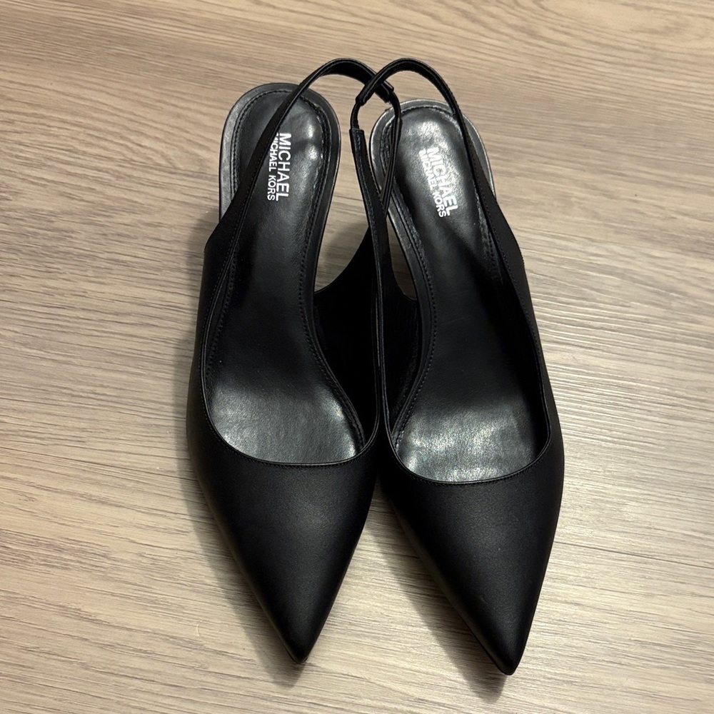 Michael Michael kors sling back heels like new